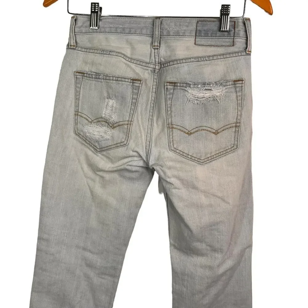 American Eagle Outfitters Straight Light Wash Distressed Jeans 26